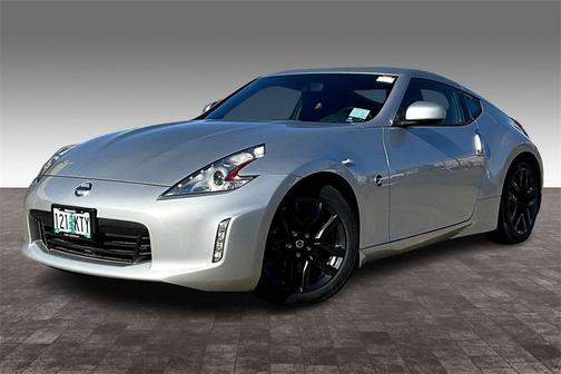 2017 Nissan 370Z Base