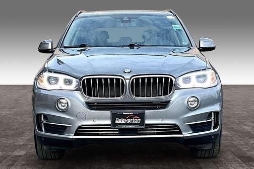 Space Gray Metallic 2016 BMW X5 xDrive35i