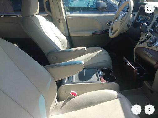 2013 Toyota Sienna XLE