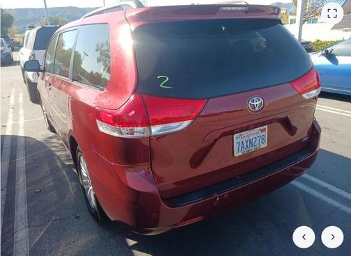 2013 Toyota Sienna XLE