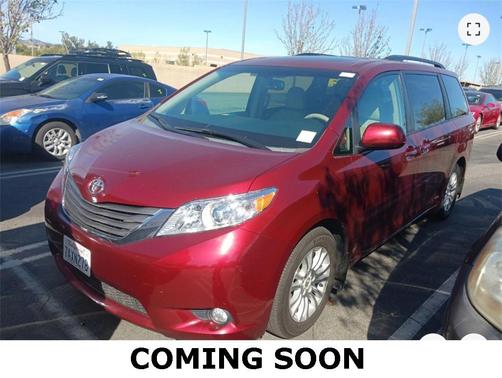 2013 Toyota Sienna XLE