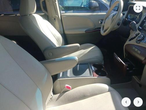 2013 Toyota Sienna XLE