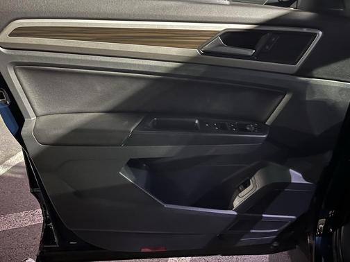 2021 Volkswagen Atlas 3.6L SE w/Technology