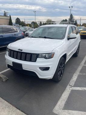 2017 Jeep Grand Cherokee Altitude
