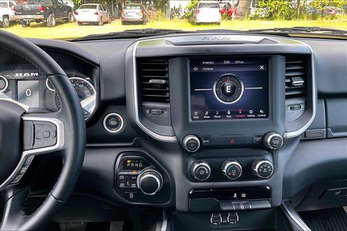 Patriot Blue Pearlcoat 2021 RAM 1500 Big Horn/Lone Star