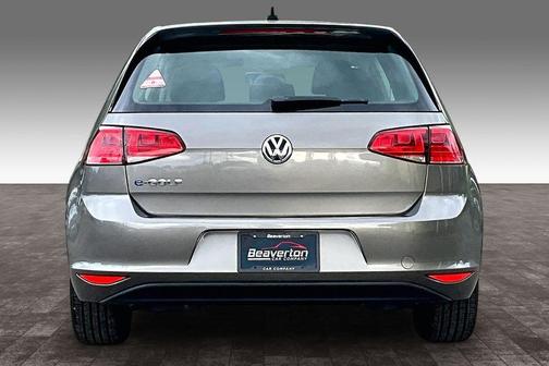 Gray Metallic 2016 Volkswagen e-Golf SE