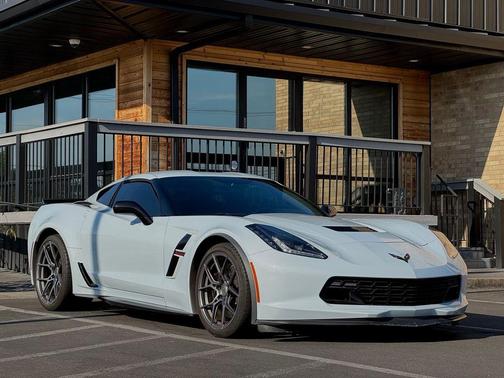 Ceramic Matrix Gray Metallic 2019 Chevrolet Corvette Grand Sport