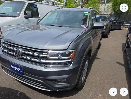 Platinum Gray Metallic 2019 Volkswagen Atlas 3.6L SE w/Technology