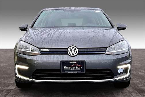 2018 Volkswagen e-Golf SE