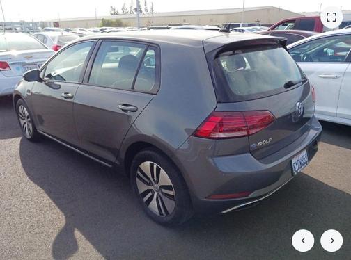 2018 Volkswagen e-Golf SE