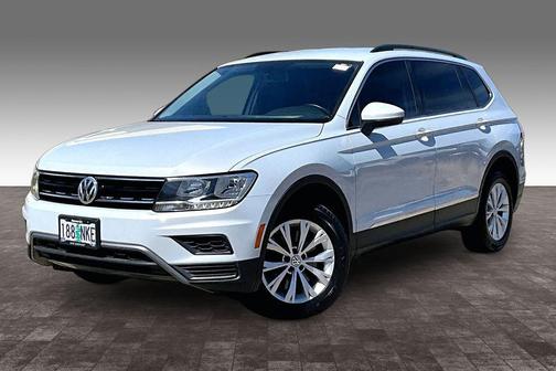 White Silver 2018 Volkswagen Tiguan 2.0T SE