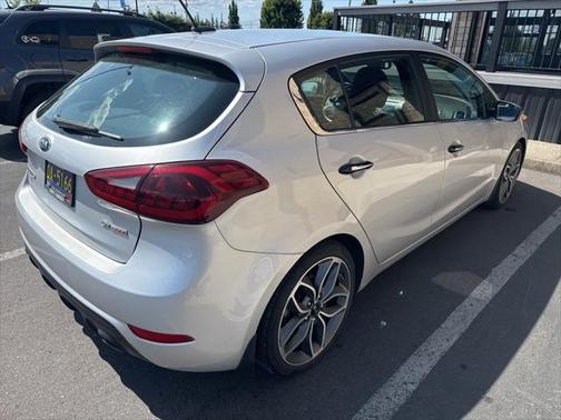 2016 Kia Forte SX