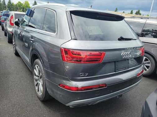 2019 Audi Q7 55 Premium Plus