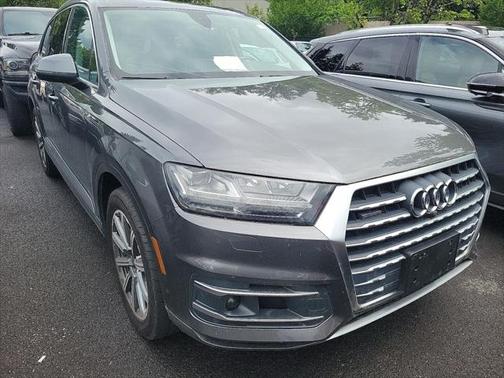2019 Audi Q7 55 Premium Plus