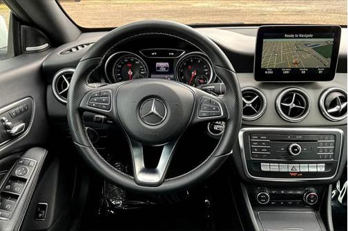 2017 Mercedes-Benz CLA 250 4MATIC
