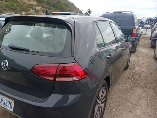 2019 Volkswagen e-Golf SE