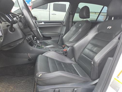 2016 Volkswagen Golf R 2.0T DSG