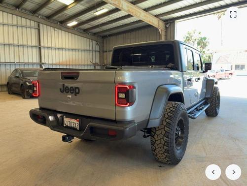 Billet Silver Metallic Clearcoat 2020 Jeep Gladiator Sport S