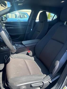 2022 Mazda Mazda3 FWD