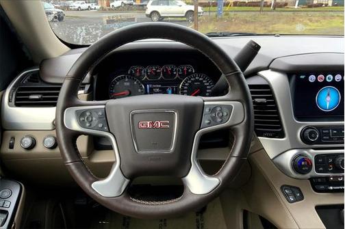 2017 GMC Yukon XL SLT