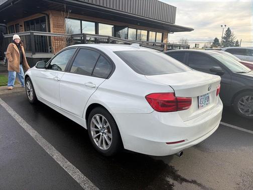 2018 BMW 320 i