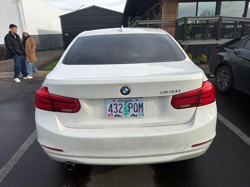 2018 BMW 320 i