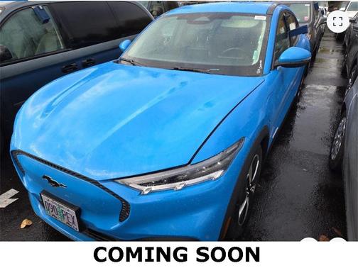 2022 Ford Mustang Mach-E Select