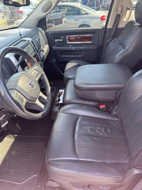 Bright White Clearcoat 2012 RAM 1500 Laramie