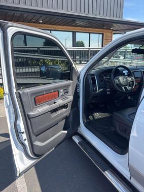 Bright White Clearcoat 2012 RAM 1500 Laramie