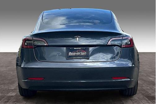 2022 Tesla Model 3 Standard Range