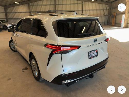 2021 Toyota Sienna Platinum 7 Passenger