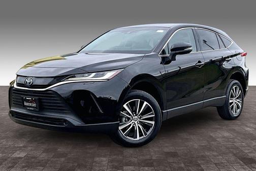 Black 2023 Toyota Venza LE