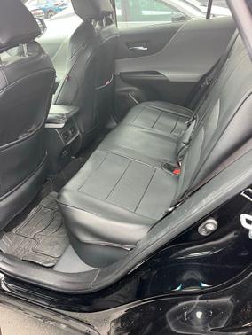 Black 2023 Toyota Venza LE