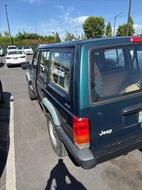 1997 Jeep Cherokee SE 4WD