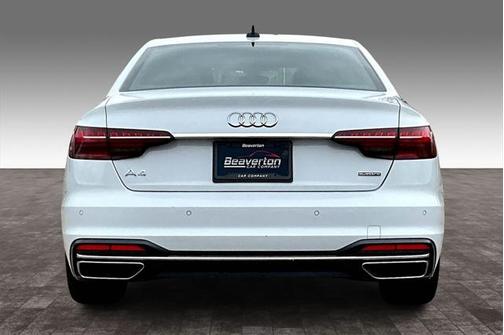 2022 Audi A4 45 S line Premium Plus