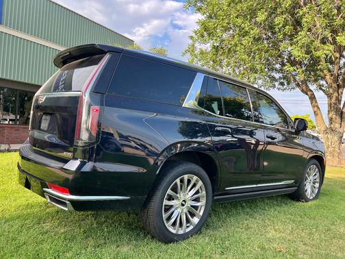 Dark Blue Moon Metallic 2021 Cadillac Escalade Premium Luxury