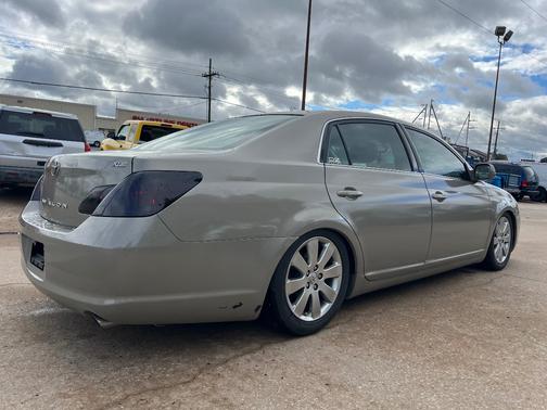 2007 Toyota Avalon XLS
