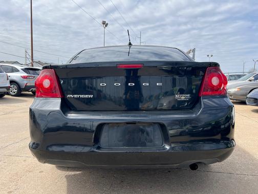 2014 Dodge Avenger SE