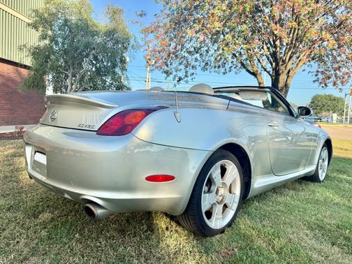 2005 Lexus SC 430 Base