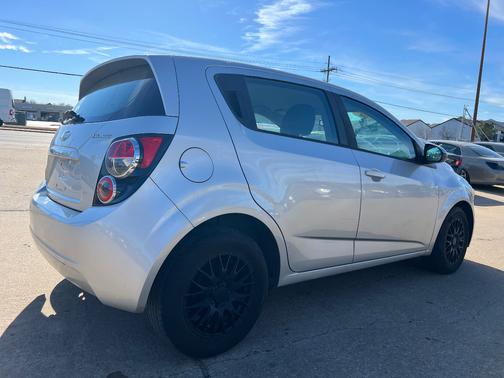 2013 Chevrolet Sonic LS