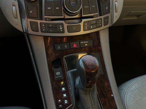 White 2011 Buick LaCrosse CXL