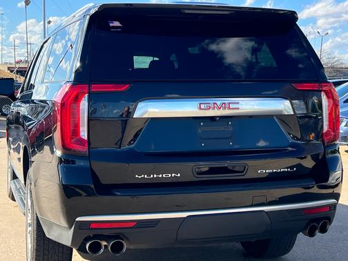 2022 GMC Yukon XL Denali