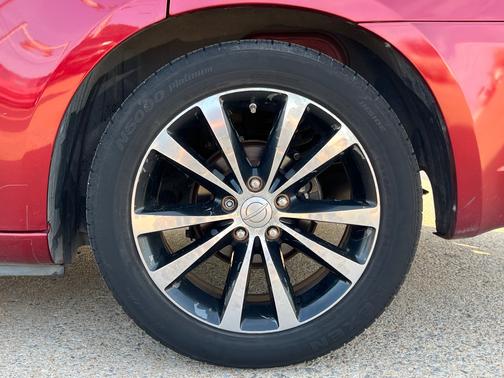 Red 2014 Chrysler 200 S