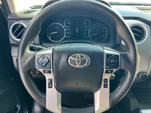 2018 Toyota Tundra SR5