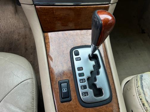 2005 Lexus ES 330 Base