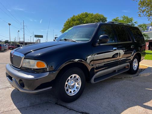 1999 Lincoln Navigator Base