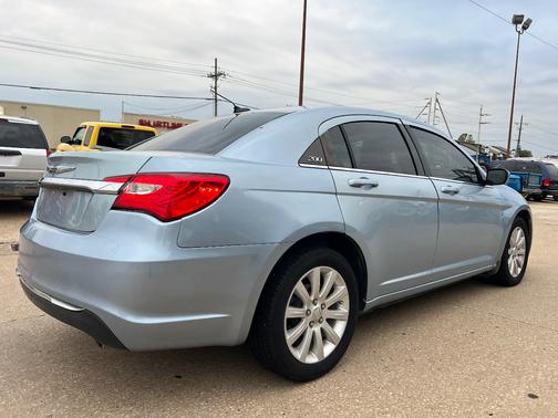 2012 Chrysler 200 Touring