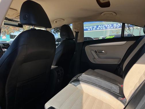 2010 Volkswagen CC Sport