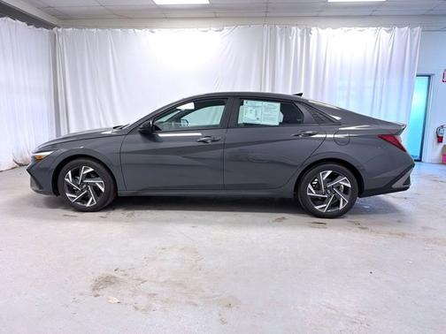 Gray 2025 Hyundai ELANTRA SEL Sport