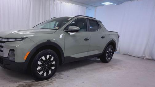 2025 Hyundai SANTA CRUZ SEL Activity